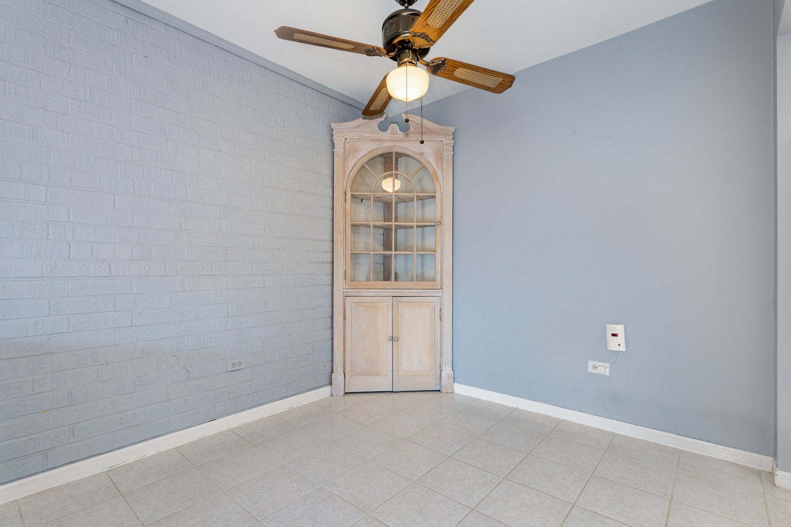 208 E Bailey Road E K