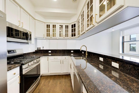 Tiny photo for 888 S Michigan Avenue #601, Chicago, IL 60605 (MLS # 12752157)