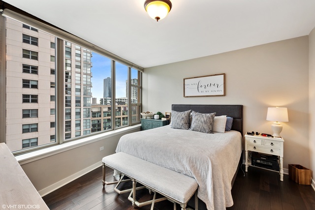 200 N Jefferson Street 1509