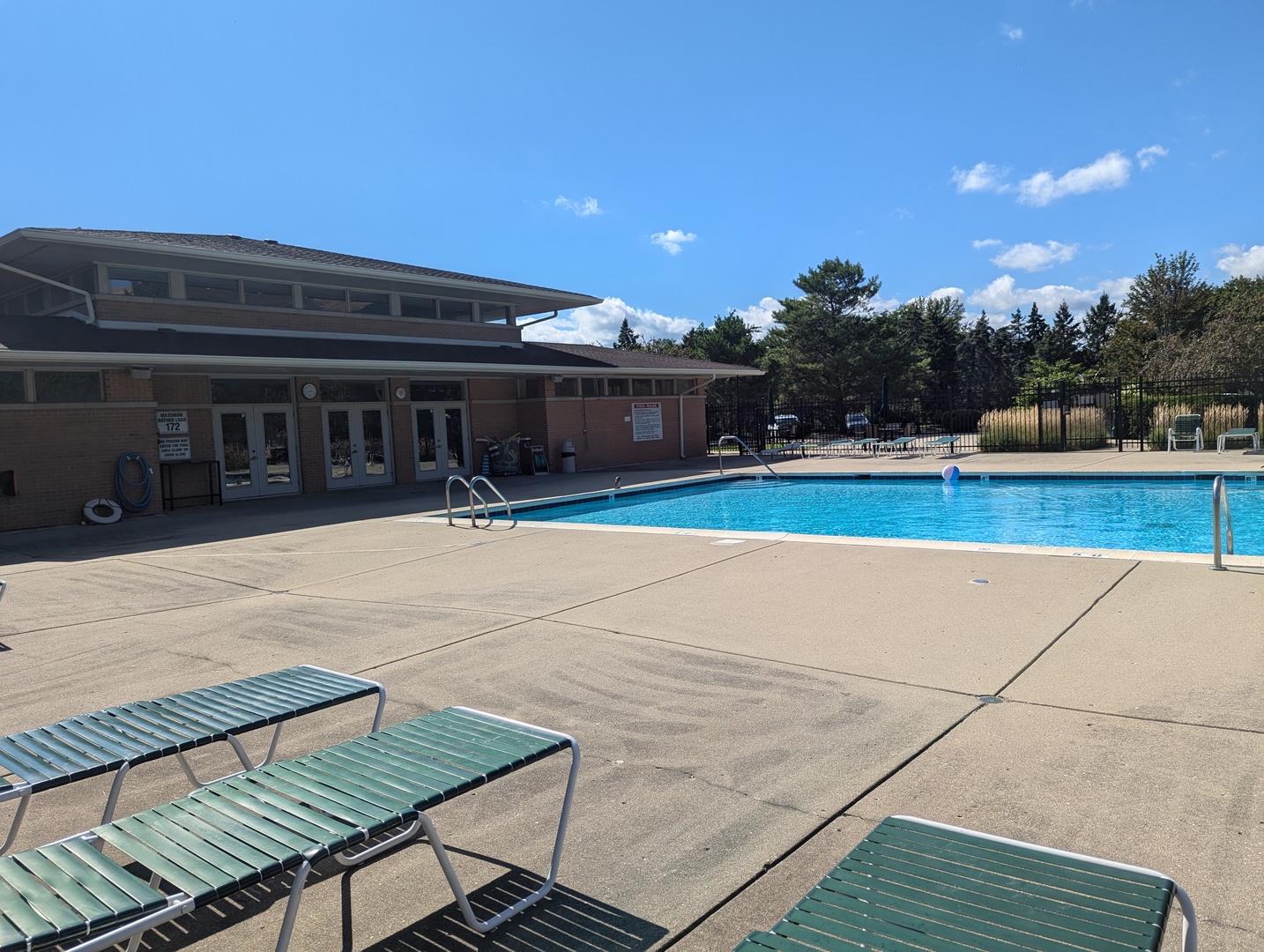 720 Creekside Drive 305