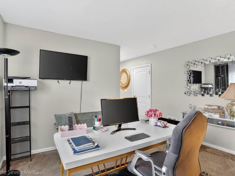 Tiny photo for 2346 Upland Road #2274, Pingree Grove, IL 60140 (MLS # 12609178)