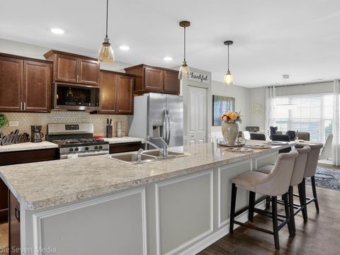 Tiny photo for 2346 Upland Road #2274, Pingree Grove, IL 60140 (MLS # 12609178)