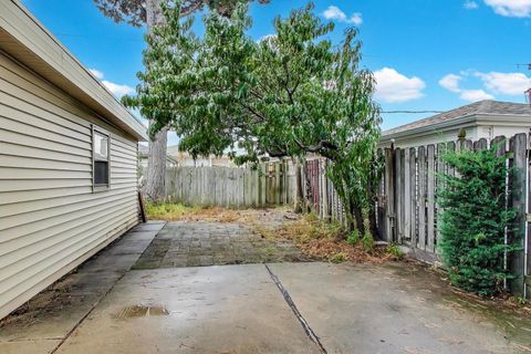 Tiny photo for 4900 N Ridgewood Avenue, Norridge, IL 60706 (MLS # 12494952)