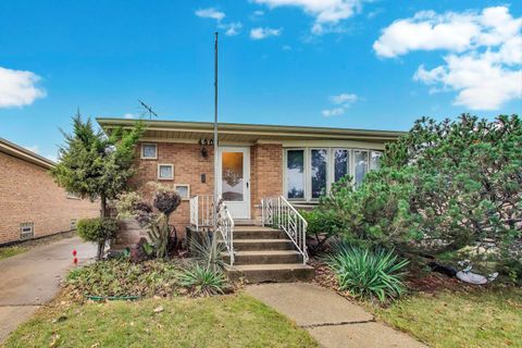 4900 N Ridgewood Avenue Norridge IL 60706