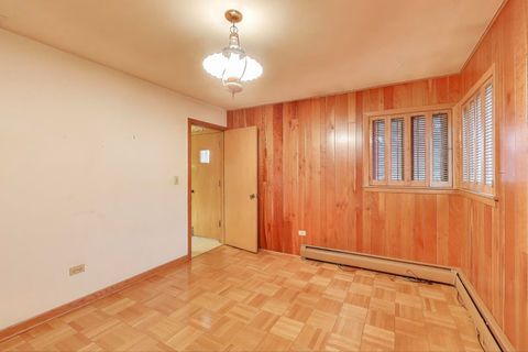 Tiny photo for 4900 N Ridgewood Avenue, Norridge, IL 60706 (MLS # 12494952)