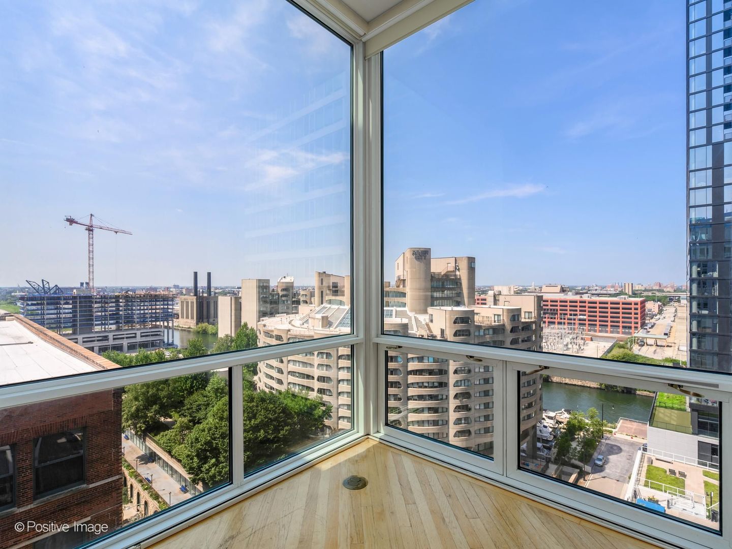 170 W Polk Street 1404