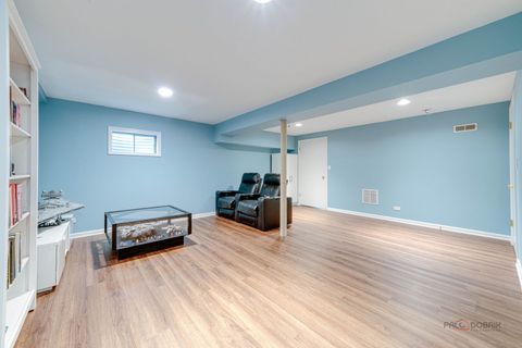 Tiny photo for 291 Hunter Court, Vernon Hills, IL 60061 (MLS # 12480696)