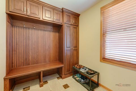 Tiny photo for 291 Hunter Court, Vernon Hills, IL 60061 (MLS # 12480696)