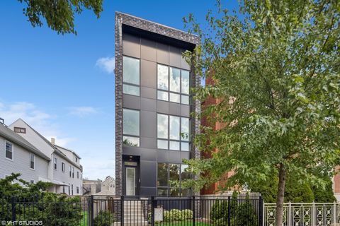 Photo of 1621 N CAMPBELL Avenue #1, Chicago, IL 60647 (MLS # 12478487)