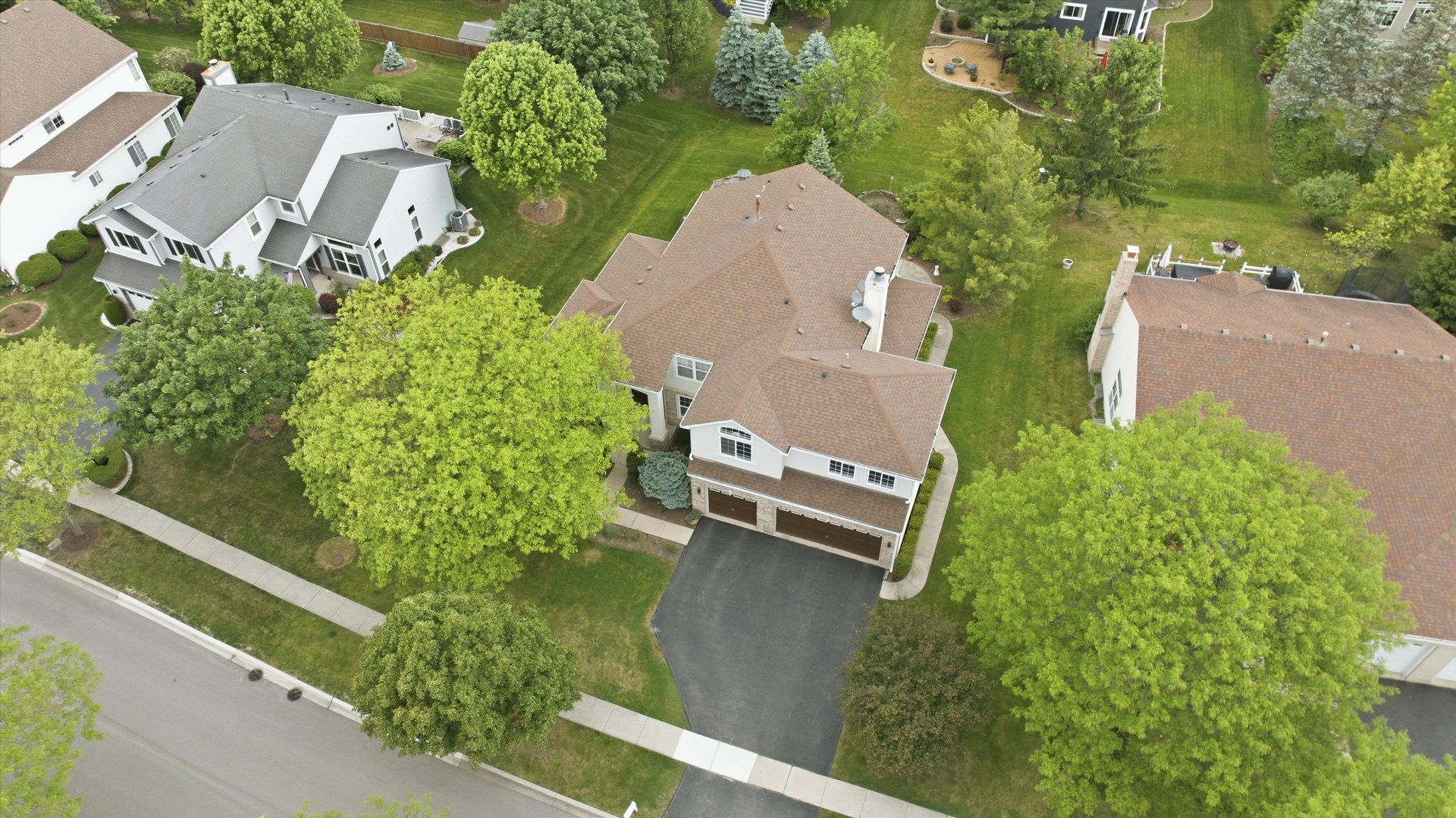 2210 Fieldcrest Drive
