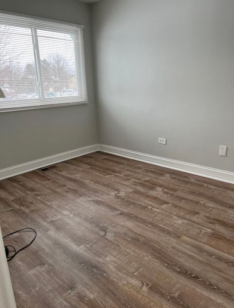 Tiny photo for 528 Surf Court, Wheeling, IL 60090 (MLS # 12528671)