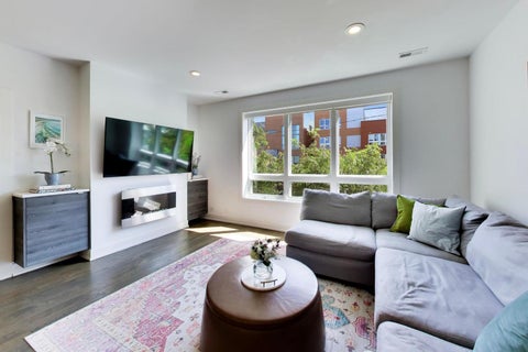 Tiny photo for 2736 N Ashland Avenue #2S, Chicago, IL 60614 (MLS # 12735715)