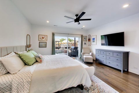 Tiny photo for 2736 N Ashland Avenue #2S, Chicago, IL 60614 (MLS # 12735715)