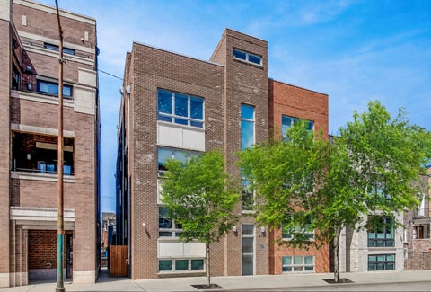 Tiny photo for 2736 N Ashland Avenue #2S, Chicago, IL 60614 (MLS # 12735715)