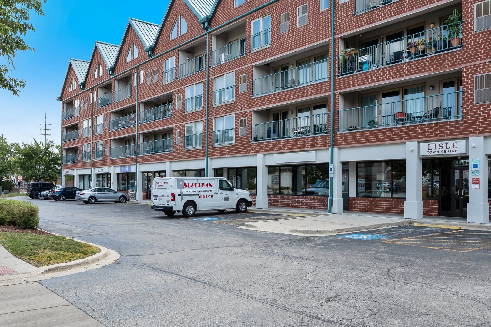 1111 Burlington Avenue 105
