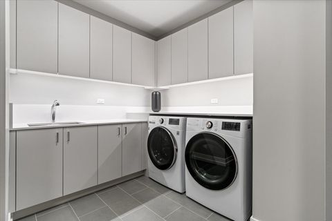 Tiny photo for 14 W Superior Street #6201, Chicago, IL 60654 (MLS # 12669249)