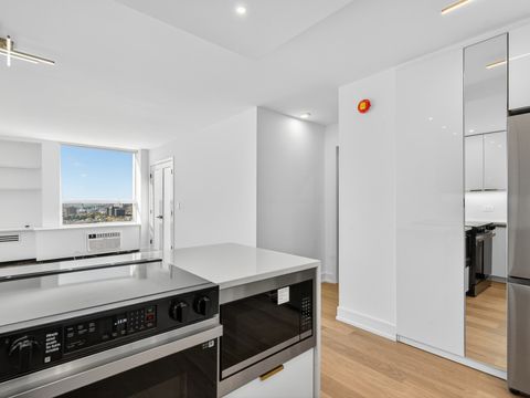 Tiny photo for 1455 N Sandburg Terrace #2403, Chicago, IL 60610 (MLS # 12501331)