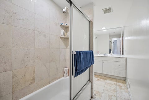 Tiny photo for 5650 N Mason Avenue, Chicago, IL 60646 (MLS # 12771633)