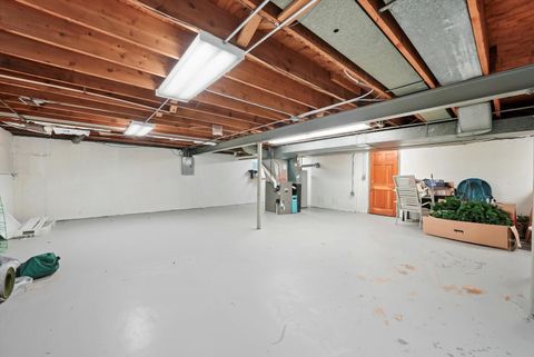 Tiny photo for 905 W Palm Drive, Mount Prospect, IL 60056 (MLS # 12410528)