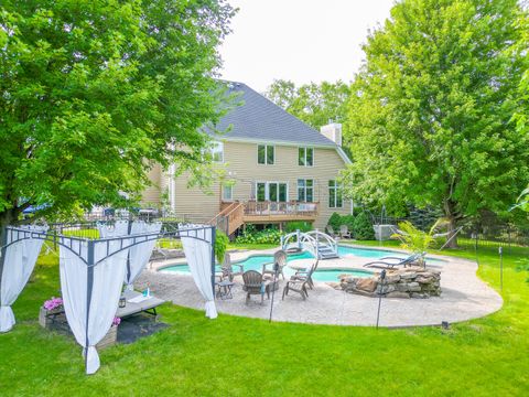 A home in St. Charles