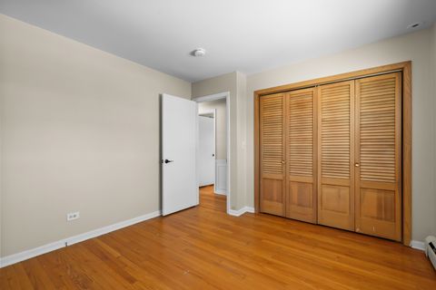 Tiny photo for 2220 S Chestnut Street, Des Plaines, IL 60018 (MLS # 12558436)