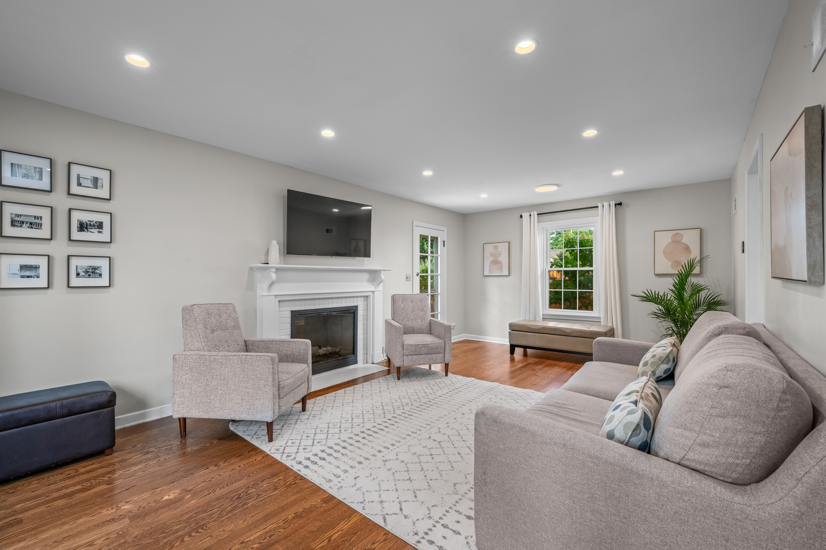 106 S Stratford Road