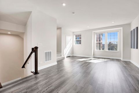 Tiny photo for 10617 Owain Way, Orland Park, IL 60462 (MLS # 12508721)