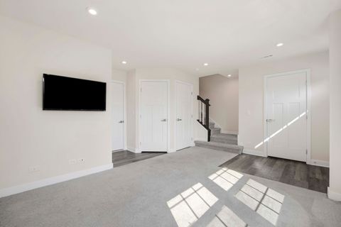 Tiny photo for 10617 Owain Way, Orland Park, IL 60462 (MLS # 12508721)