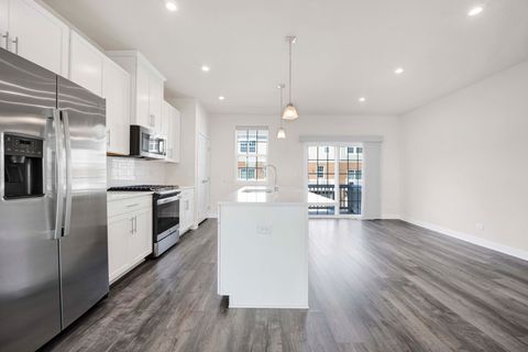 Tiny photo for 10617 Owain Way, Orland Park, IL 60462 (MLS # 12508721)