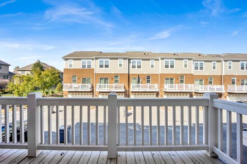 Tiny photo for 10617 Owain Way, Orland Park, IL 60462 (MLS # 12508721)