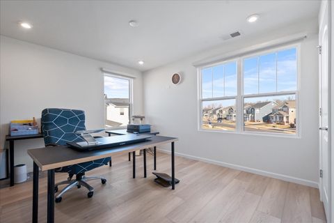 Tiny photo for Kildeer, IL 60047 (MLS # 12585620)