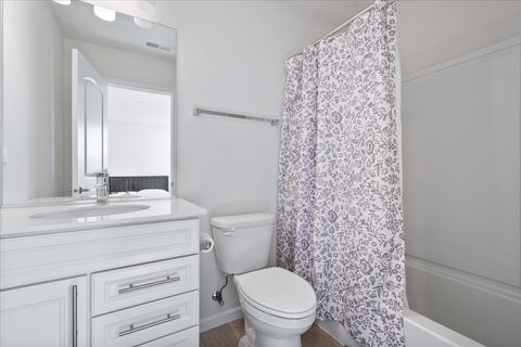 Tiny photo for Kildeer, IL 60047 (MLS # 12585620)