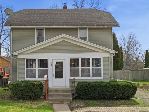 Photo of 911 W 5th Street, Sterling, IL 61081 (MLS # 12620034)