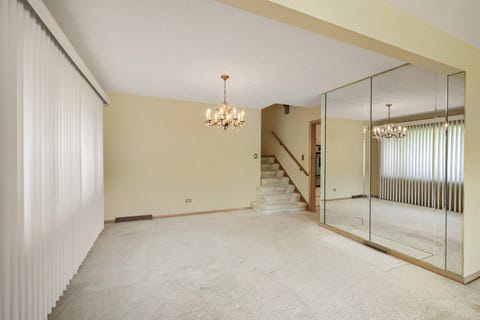 Tiny photo for 2630 Somerset Drive, Westchester, IL 60154 (MLS # 12691183)