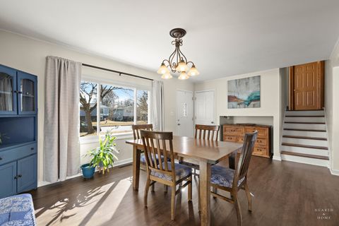 Tiny photo for 934 Nottingham Lane, Crystal Lake, IL 60014 (MLS # 12555547)