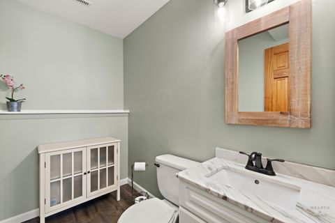 Tiny photo for 934 Nottingham Lane, Crystal Lake, IL 60014 (MLS # 12555547)