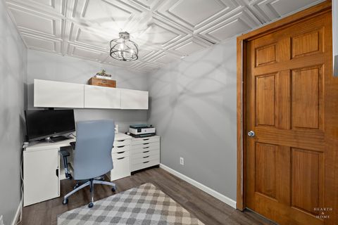 Tiny photo for 934 Nottingham Lane, Crystal Lake, IL 60014 (MLS # 12555547)