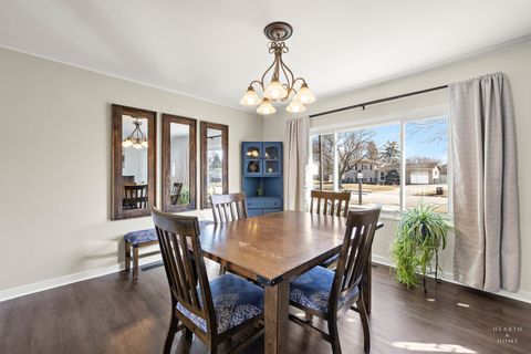 Tiny photo for 934 Nottingham Lane, Crystal Lake, IL 60014 (MLS # 12555547)