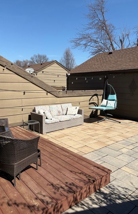 Tiny photo for 122 Aberdeen Court, Geneva, IL 60134 (MLS # 12594950)