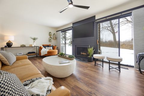 Tiny photo for 122 Aberdeen Court, Geneva, IL 60134 (MLS # 12594950)