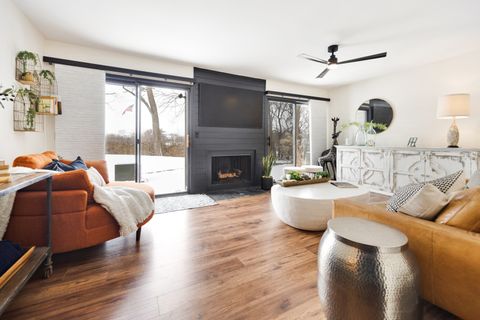 Tiny photo for 122 Aberdeen Court, Geneva, IL 60134 (MLS # 12594950)