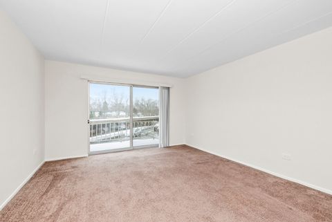 Tiny photo for 3240 N Manor Drive #216, Lansing, IL 60438 (MLS # 12538371)