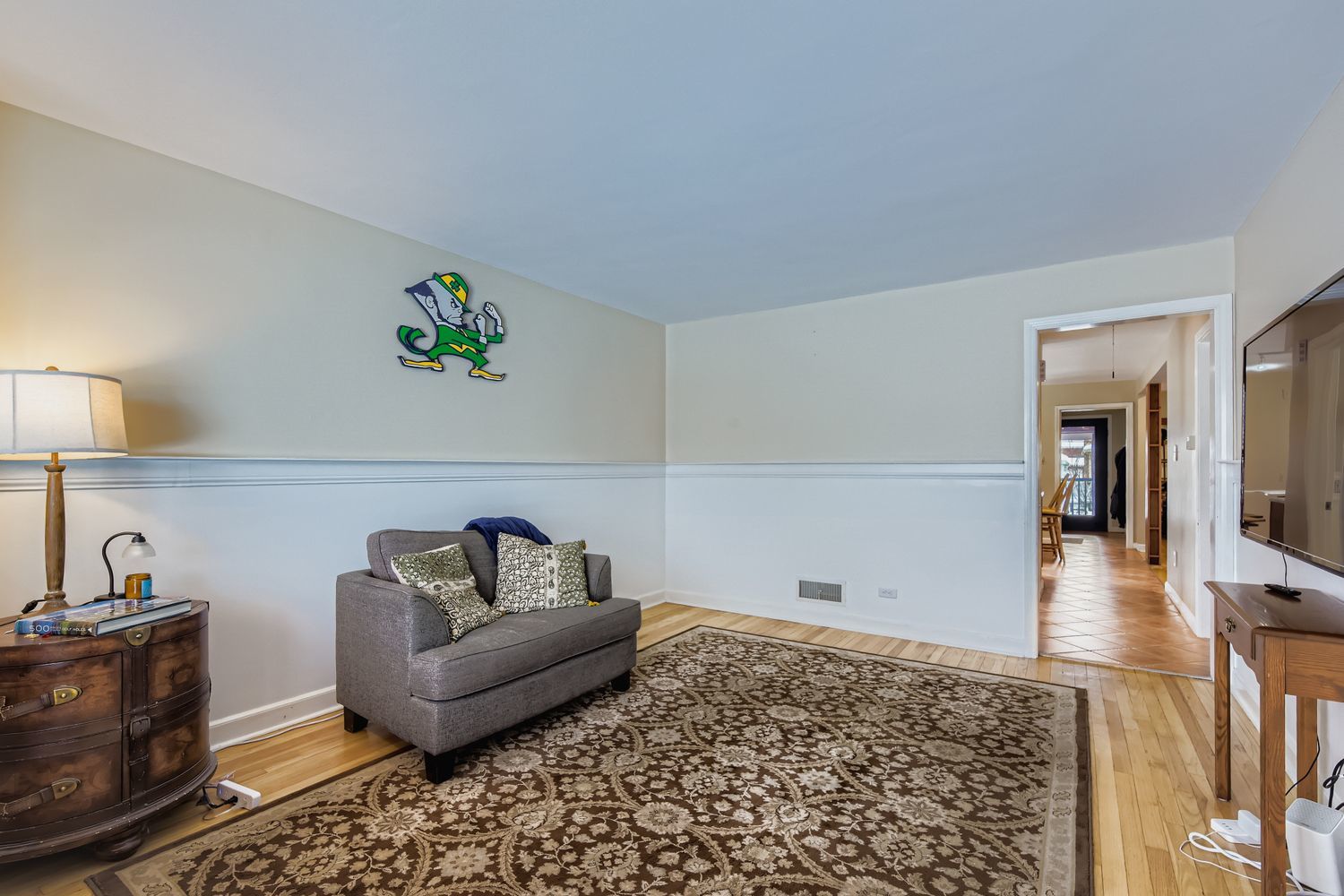 10646 S Saint Louis Avenue