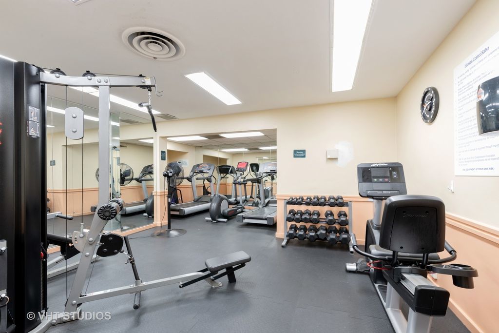 3950 N Lake Shore Drive 1428