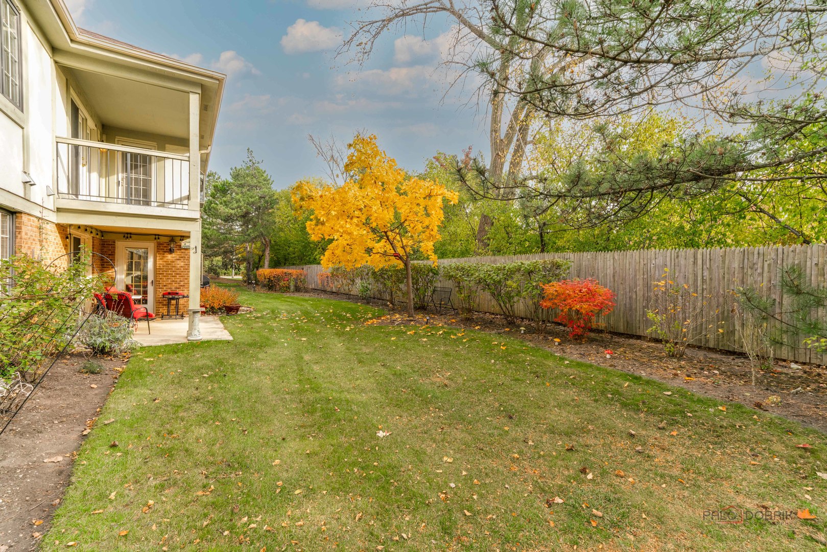 Deerfield, Illinois 60015, United States, 3 Bedrooms Bedrooms, ,2 BathroomsBathrooms,Residential,Active,240379