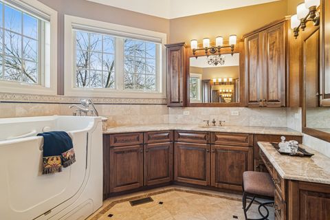 Tiny photo for 1520 Macalpin Circle, Inverness, IL 60010 (MLS # 12501693)