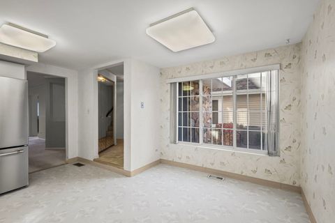 Tiny photo for 2526 Essex Drive, Northbrook, IL 60062 (MLS # 12521204)