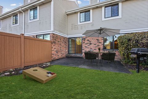 Tiny photo for 2526 Essex Drive, Northbrook, IL 60062 (MLS # 12521204)