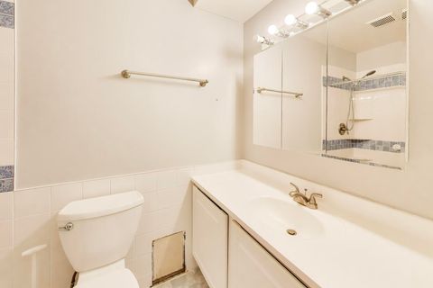 Tiny photo for 2324 Central Street #2B, Evanston, IL 60201 (MLS # 12598304)