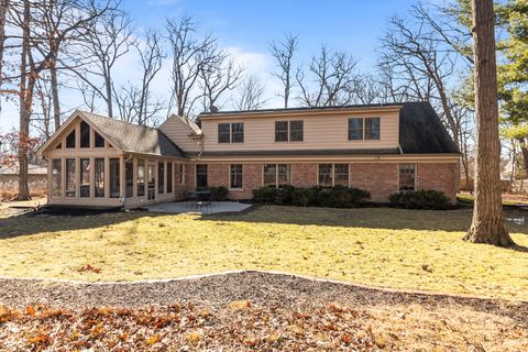 A home in Lake Bluff